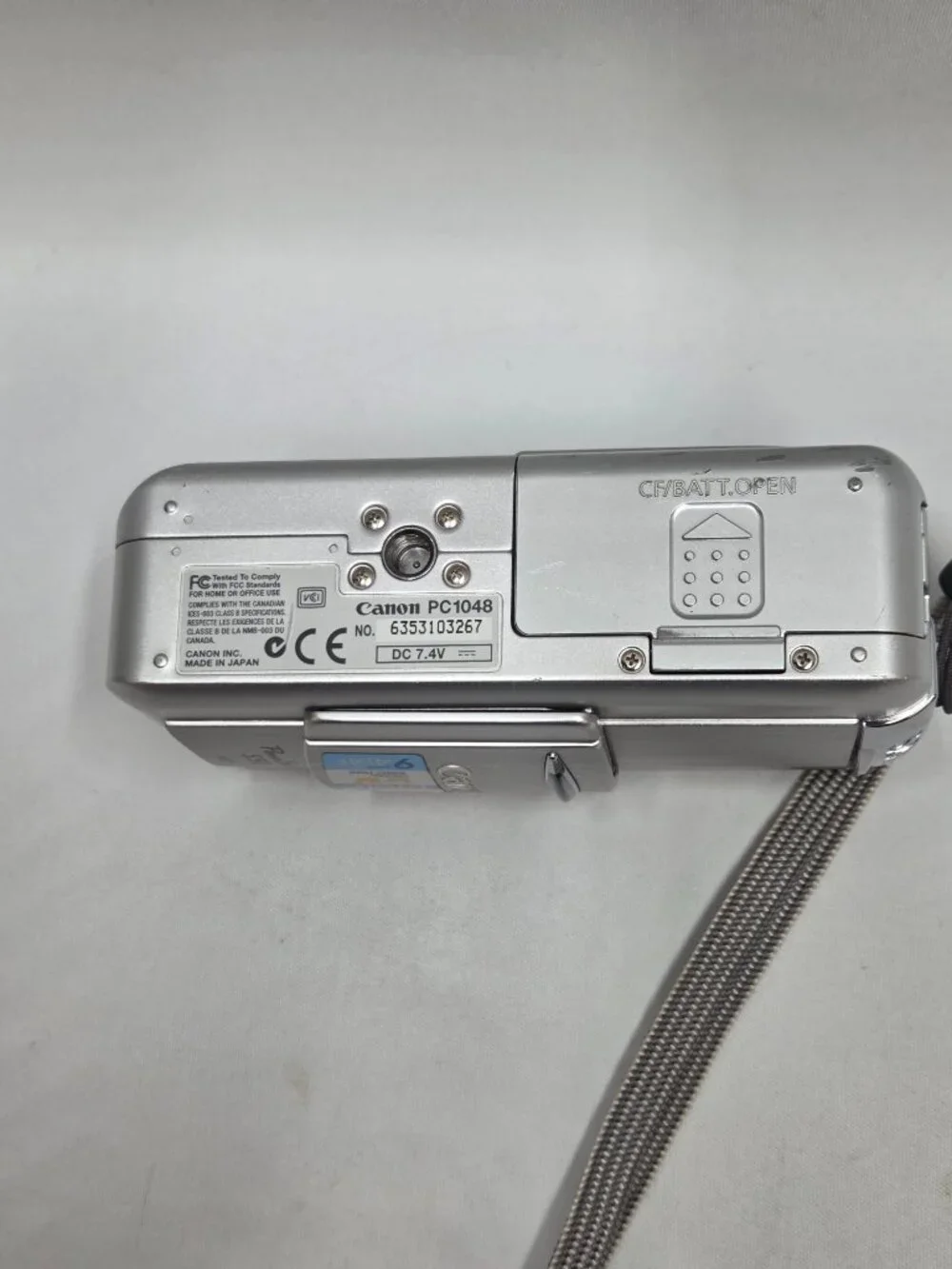 Canon Powershot S50 Silver 5 Mega Pixel Digital Camera 3x Zoom - Picture 10 of 15